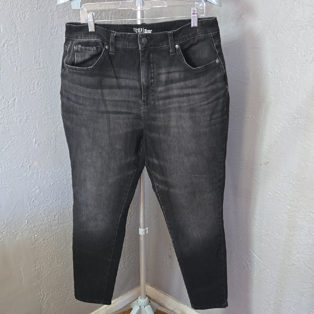 Black High Rise Plus Curvy Skinny Jeans